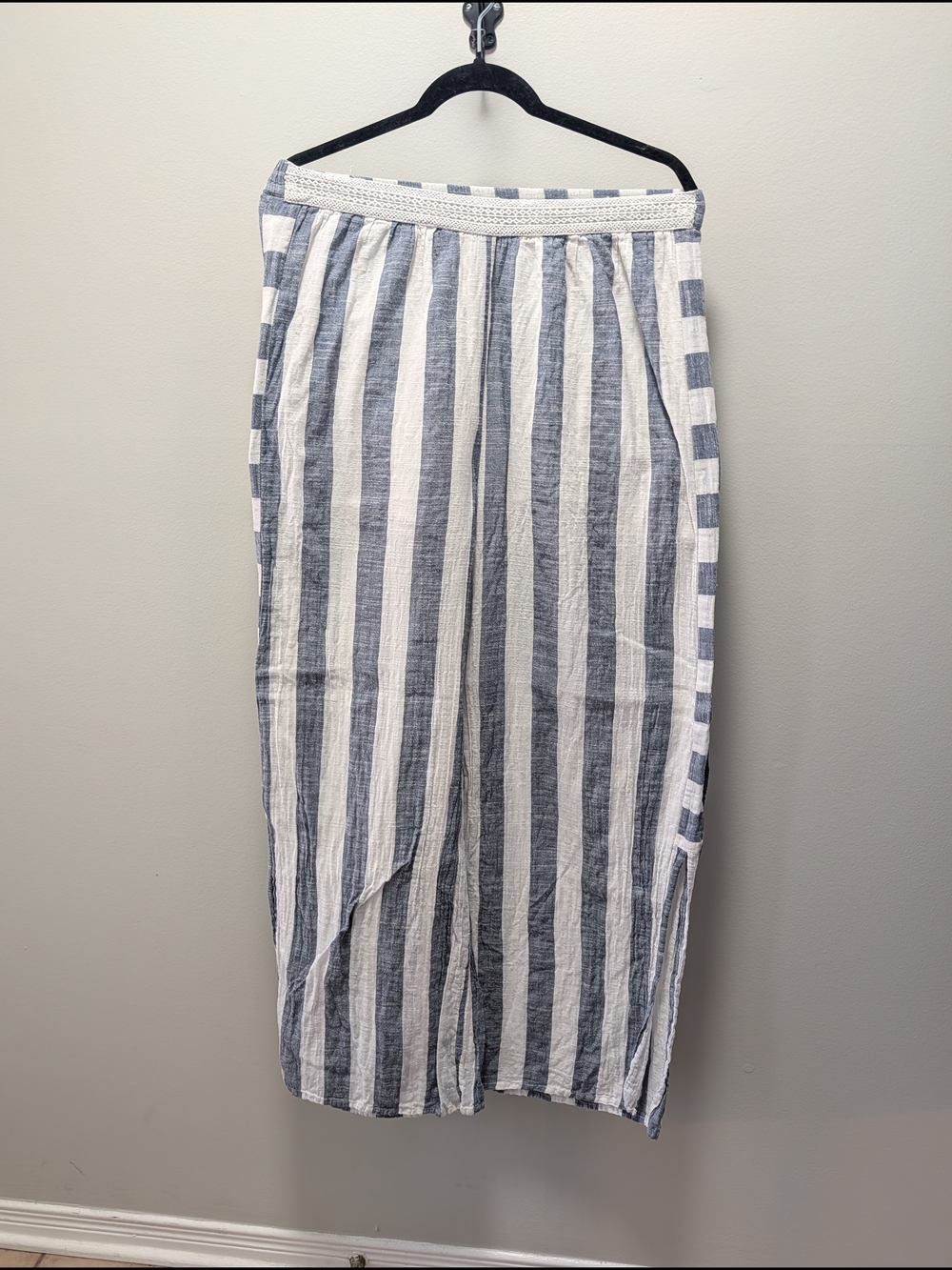 Miss Nikky Wide Leg Striped Pants